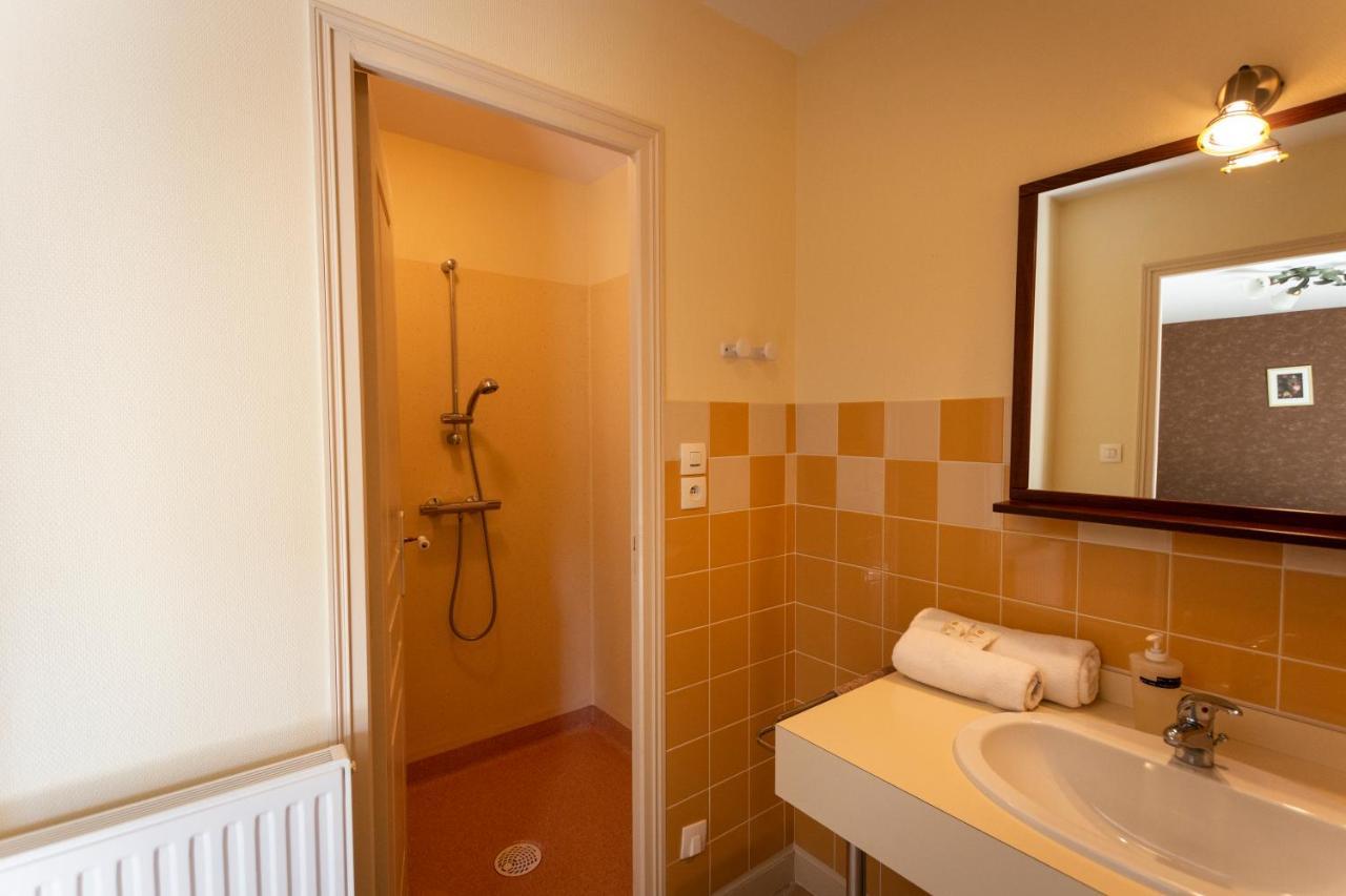 La Haye Gites Et Chambre D'Hotes Avrille  Ngoại thất bức ảnh